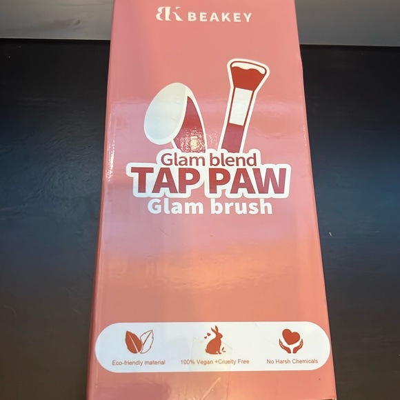 Beakey Beauty Brushes Tools - Picture 1 of 3